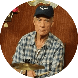 Frédéric Dubois <br>Je suis batteur professionnel depuis 1995 <br>J’ai a mon actif plus de 2000 concerts <br>Bal , soirée privée israélite Club Med , croisière de Lux <br>Club de jazz et piano Bar <br>